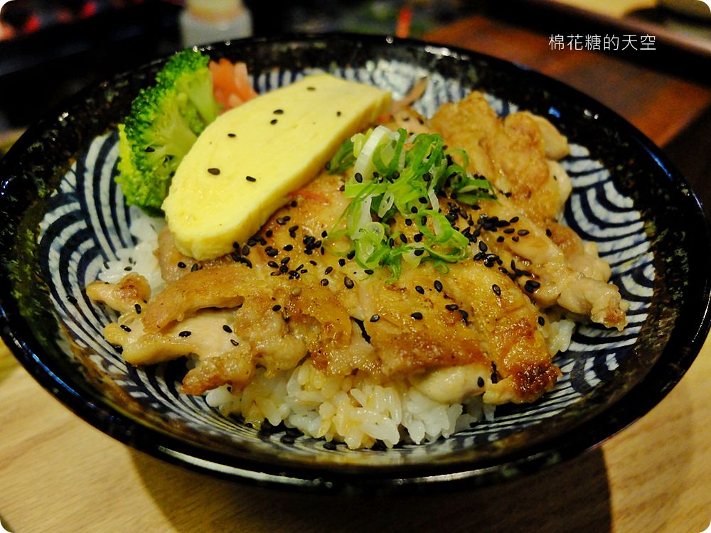 夜間限定美食沙鹿日出町，蓋飯、拉麵、小菜通通超人氣！