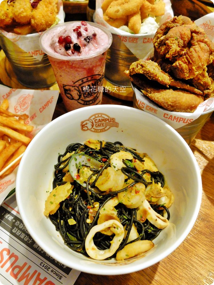 台北人氣美式餐廳-Campus Cafe來台中啦！大家都忘了推薦超好吃的……