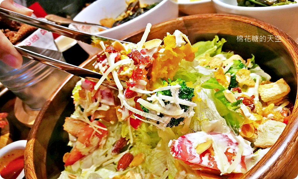 台北人氣美式餐廳-Campus Cafe來台中啦！大家都忘了推薦超好吃的……