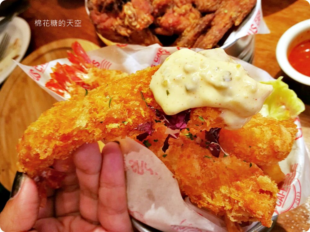 台北人氣美式餐廳-Campus Cafe來台中啦！大家都忘了推薦超好吃的……