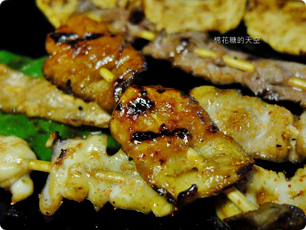 逢甲小巷藏美味！一串入魂創新肉串、經典烤物都好吃