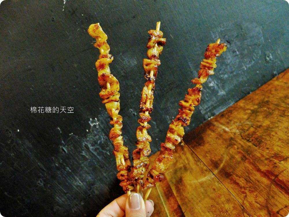 逢甲小巷藏美味！一串入魂創新肉串、經典烤物都好吃