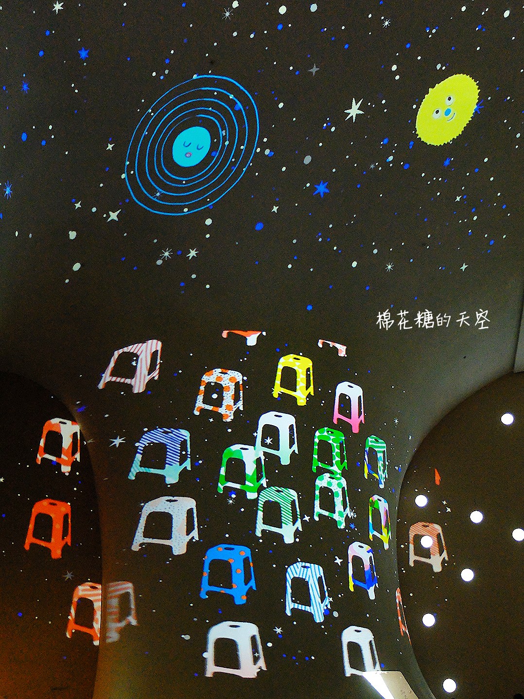 臺中國家歌劇院繽紛聖誕夢，魔幻隧道添童趣胡桃鉗娃娃換裝秀，文末有完整影片