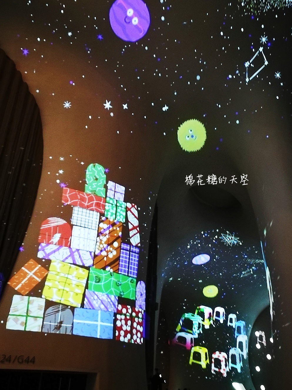 臺中國家歌劇院繽紛聖誕夢，魔幻隧道添童趣胡桃鉗娃娃換裝秀，文末有完整影片