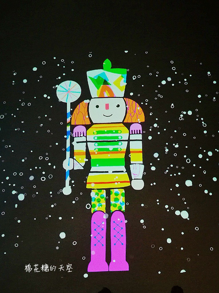 臺中國家歌劇院繽紛聖誕夢，魔幻隧道添童趣胡桃鉗娃娃換裝秀，文末有完整影片