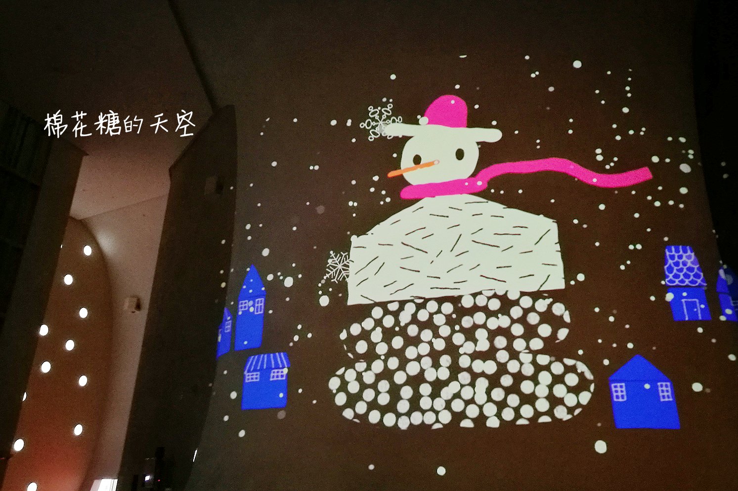 臺中國家歌劇院繽紛聖誕夢，魔幻隧道添童趣胡桃鉗娃娃換裝秀，文末有完整影片
