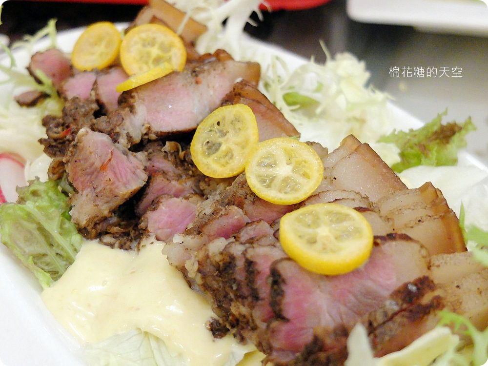 日月潭週邊民宿竟然有國際大廚辦桌!日月桐舞夢幻紫色民宿還有小朋友球池可以玩耍喔! 日月潭週邊民宿竟然有國際大廚辦桌!日月桐舞夢幻紫色民宿還有小朋友球池可以玩耍喔!