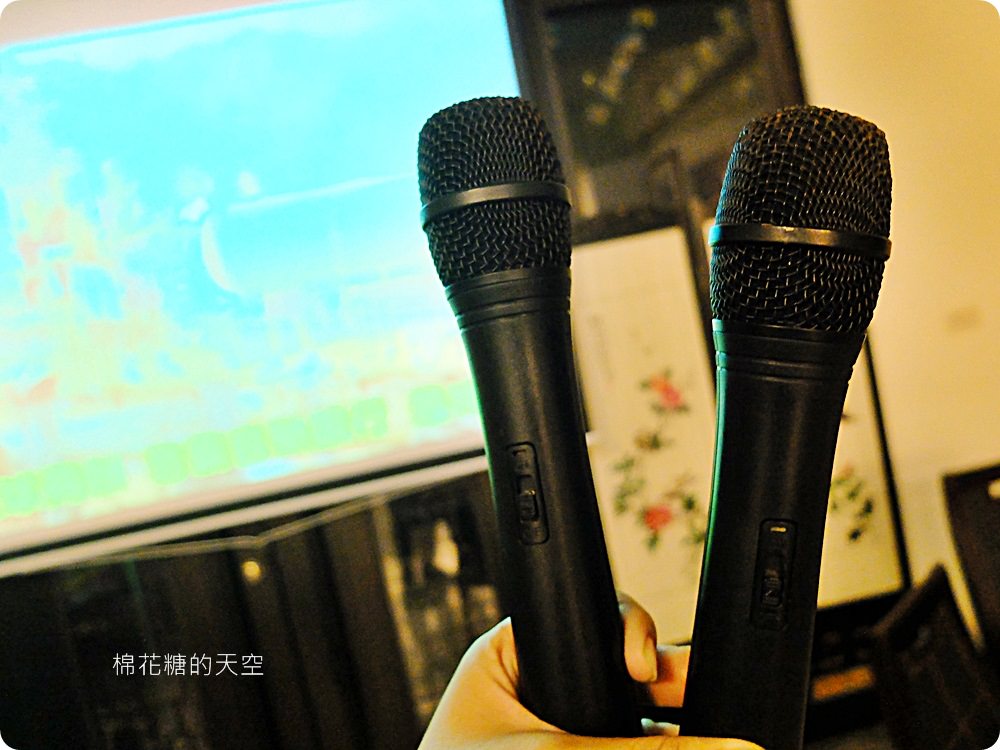 日月潭週邊民宿竟然有國際大廚辦桌！日月桐舞夢幻紫色民宿還有小朋友球池可以玩耍喔！