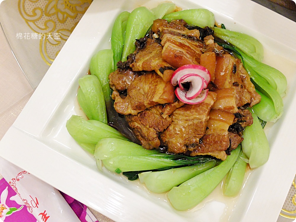 日月潭週邊民宿竟然有國際大廚辦桌!日月桐舞夢幻紫色民宿還有小朋友球池可以玩耍喔! 日月潭週邊民宿竟然有國際大廚辦桌!日月桐舞夢幻紫色民宿還有小朋友球池可以玩耍喔!