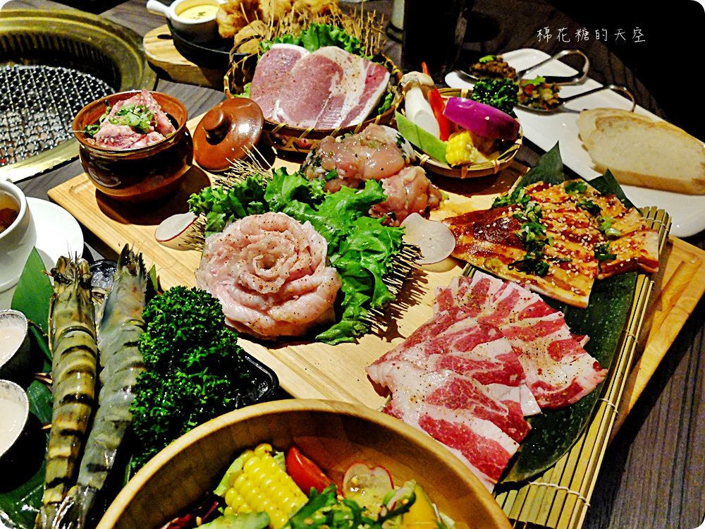 秋紅谷旁市太郎燒肉市場全新菜單大改版，商業午餐也能平價吃吃高檔燒肉囉！