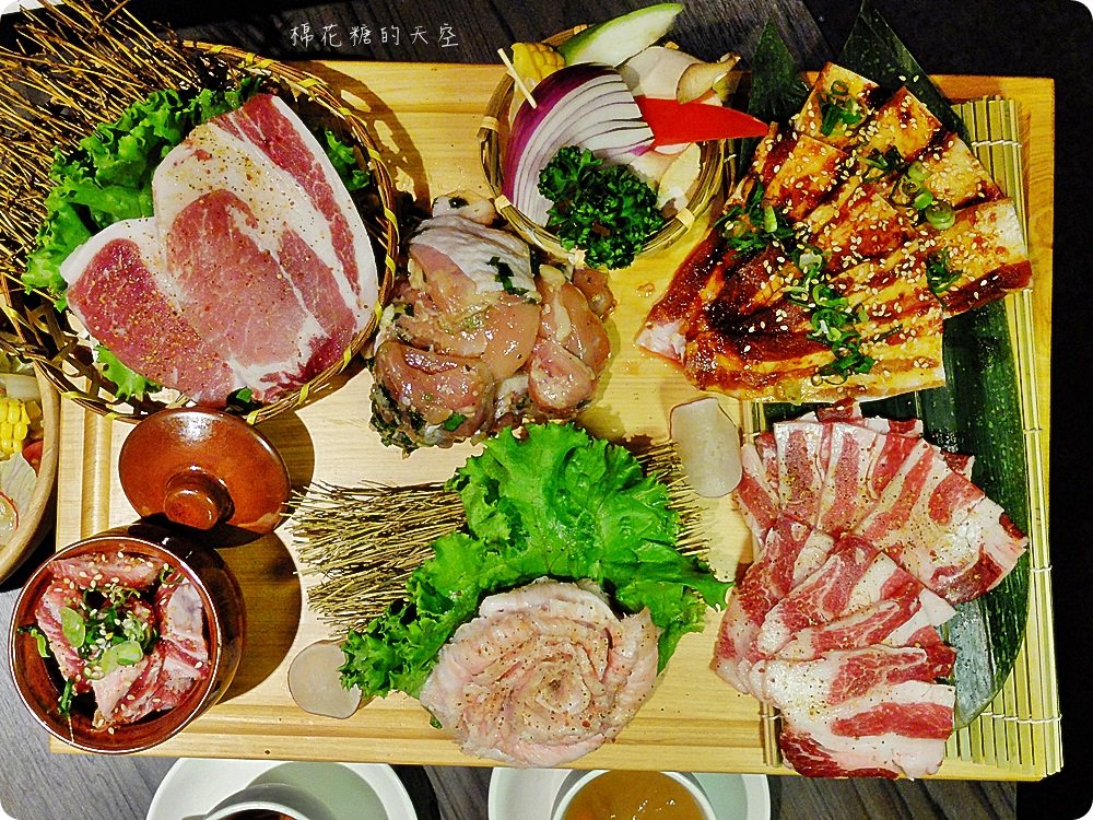 秋紅谷旁市太郎燒肉市場全新菜單大改版，商業午餐也能平價吃吃高檔燒肉囉！