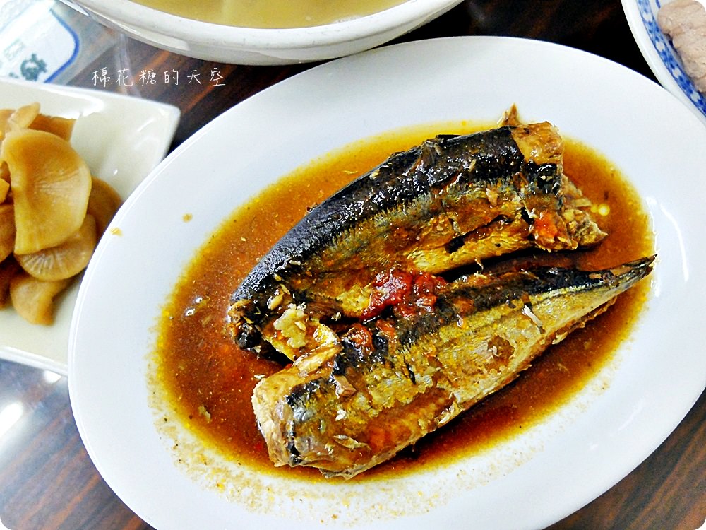 來牛肉麵店吃甜點！台中大里炒菜大衛牛肉麵內藏搞剛甜點