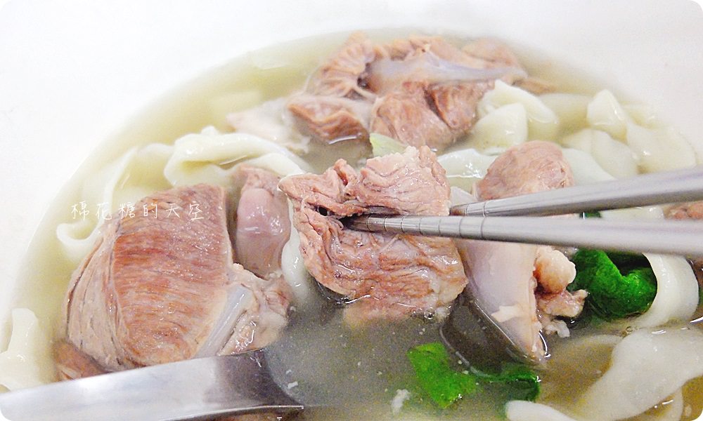 來牛肉麵店吃甜點！台中大里炒菜大衛牛肉麵內藏搞剛甜點