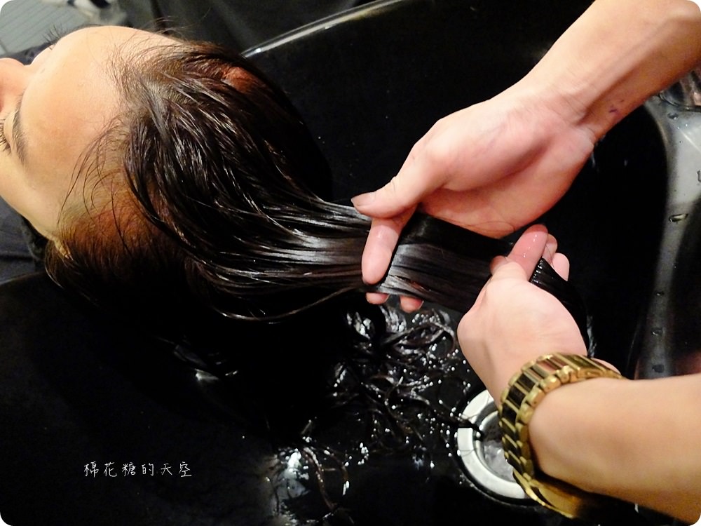 台中染髮推薦-眾多姊妹一致好評的VS.Hair,拯救我的毛躁稻草就靠他,就在逢甲商圈超方便 台中染髮推薦-眾多姊妹一致好評的VS.Hair,拯救我的毛躁稻草就靠他,就在逢甲商圈超方便