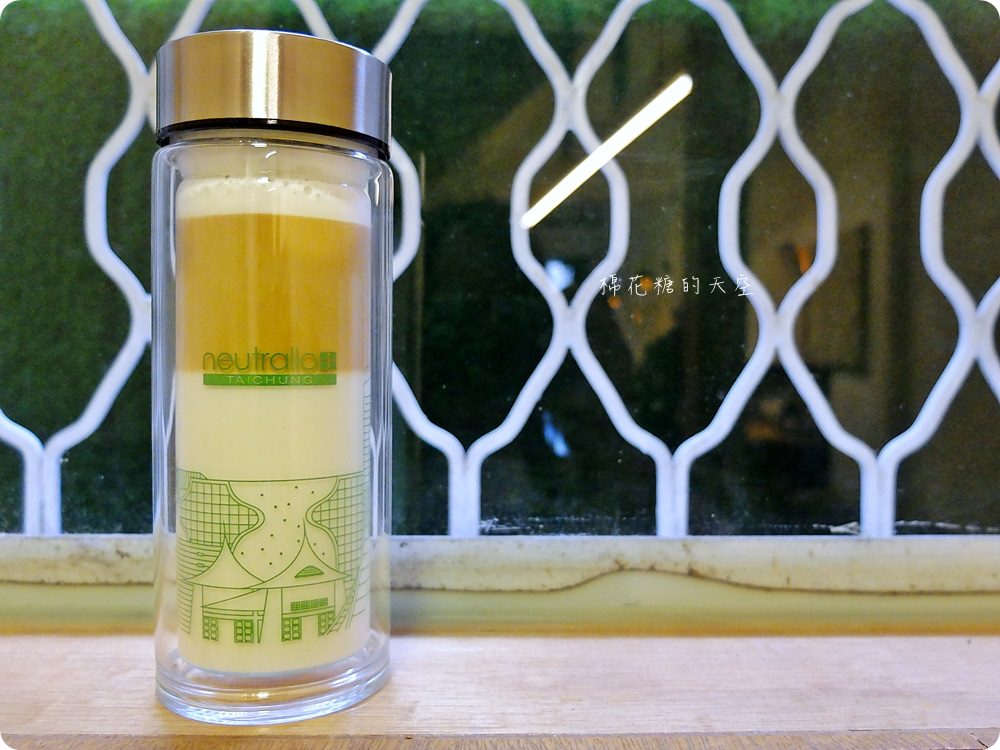 目木原覺獨創台中、台南限定雙層玻璃瓶初登場，還有萌翻天的柯基狗狗也來報到啦！