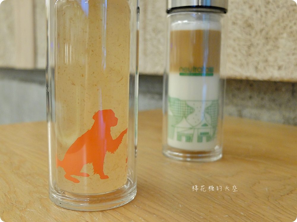 目木原覺獨創台中、台南限定雙層玻璃瓶初登場，還有萌翻天的柯基狗狗也來報到啦！