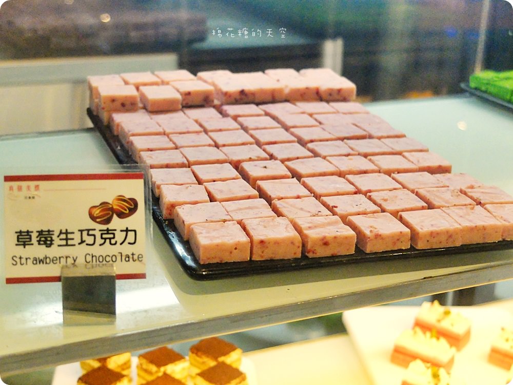 真膳美饌吃到飽中式、日式通通來還有窯烤披薩任你吃！甜點竟有馬卡龍、抹茶生巧克力！