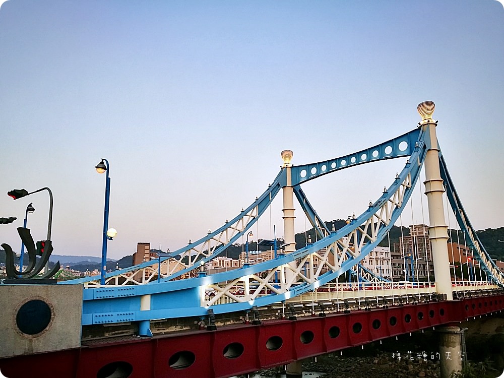 台中北屯IG最夯四座橋大集合!海天橋、情人橋、蝴蝶橋、藍天白雲橋半日遊 台中北屯IG最夯四座橋大集合!海天橋、情人橋、蝴蝶橋、藍天白雲橋半日遊