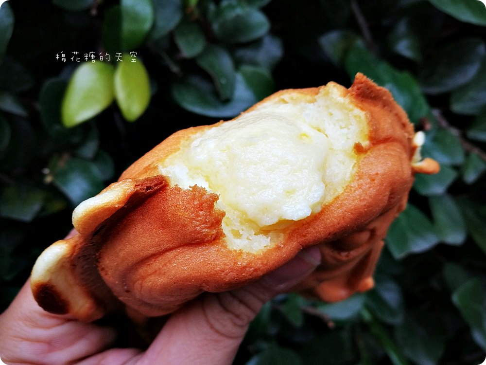 風靡台南法鬥雞蛋糕-犬首燒也來到台中啦！大大狗頭造型萌翻天！