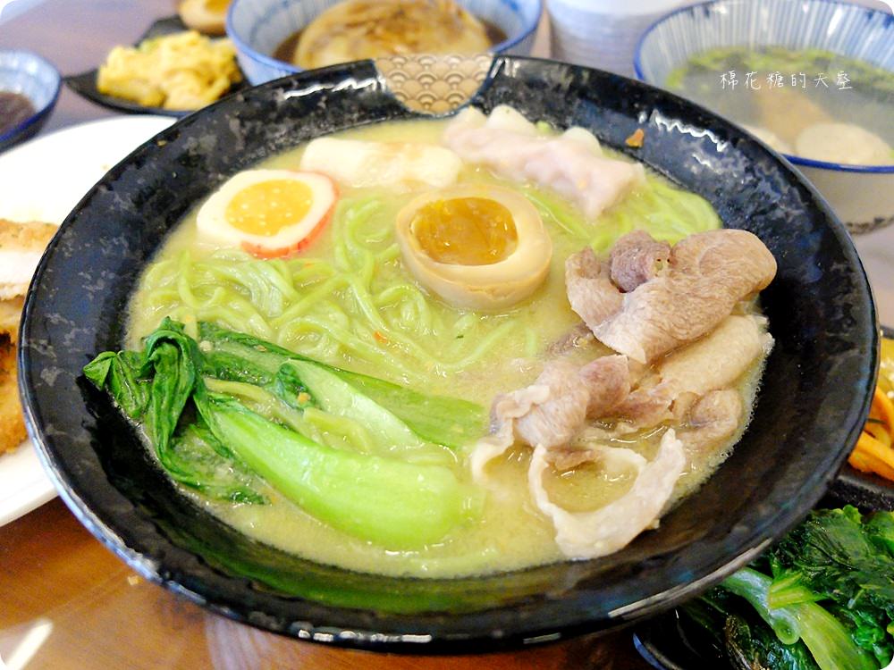 嘉義必吃-華南碗粿,民雄店特有黃金蔬菜麵CP值爆炸高,點餐還有飲料無限暢飲喔! 嘉義必吃-華南碗粿,民雄店特有黃金蔬菜麵CP值爆炸高,點餐還有飲料無限暢飲喔!