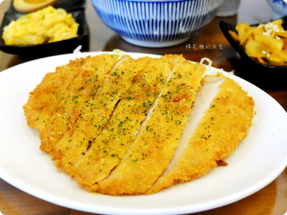 嘉義必吃-華南碗粿,民雄店特有黃金蔬菜麵CP值爆炸高,點餐還有飲料無限暢飲喔! 嘉義必吃-華南碗粿,民雄店特有黃金蔬菜麵CP值爆炸高,點餐還有飲料無限暢飲喔!