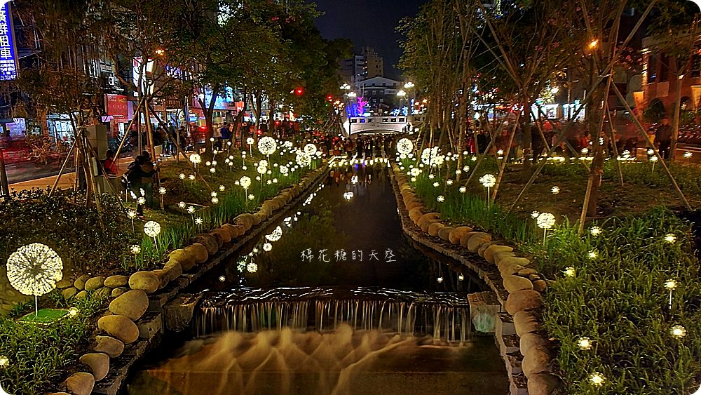 最新綠川水岸全攻略(附地圖)，不只水母漂漂～浪漫落花隧道、放大發光蒲公英都美呀！