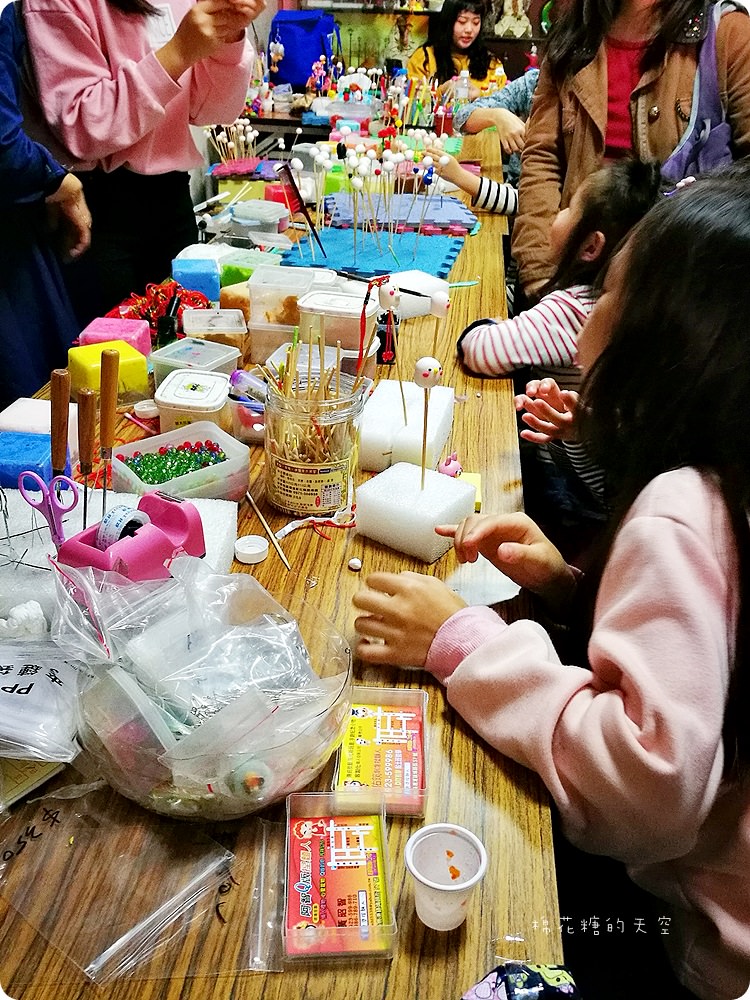旅行青蛙到鹿港！手作Q版捏麵人超可愛還有現場教學喔！