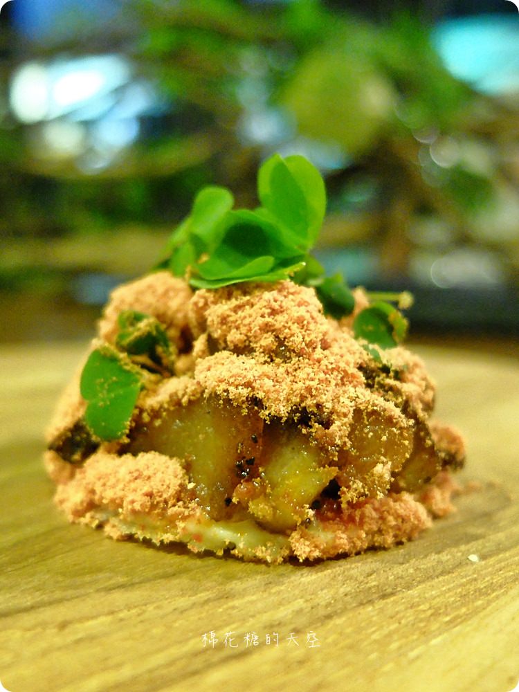 台中最新私廚-Feuille food Lab芾飲食實驗室一年只營業三個月的無菜單料理，完全顛覆料理既定規則重設你對美食的想像