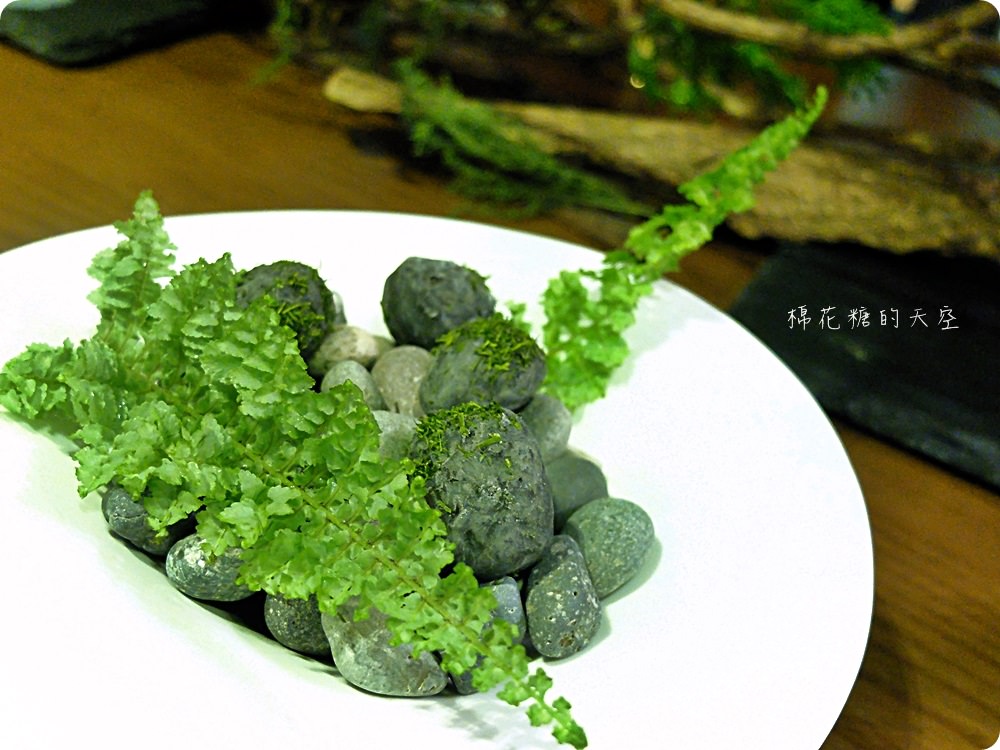 台中最新私廚-Feuille food Lab芾飲食實驗室一年只營業三個月的無菜單料理，完全顛覆料理既定規則重設你對美食的想像