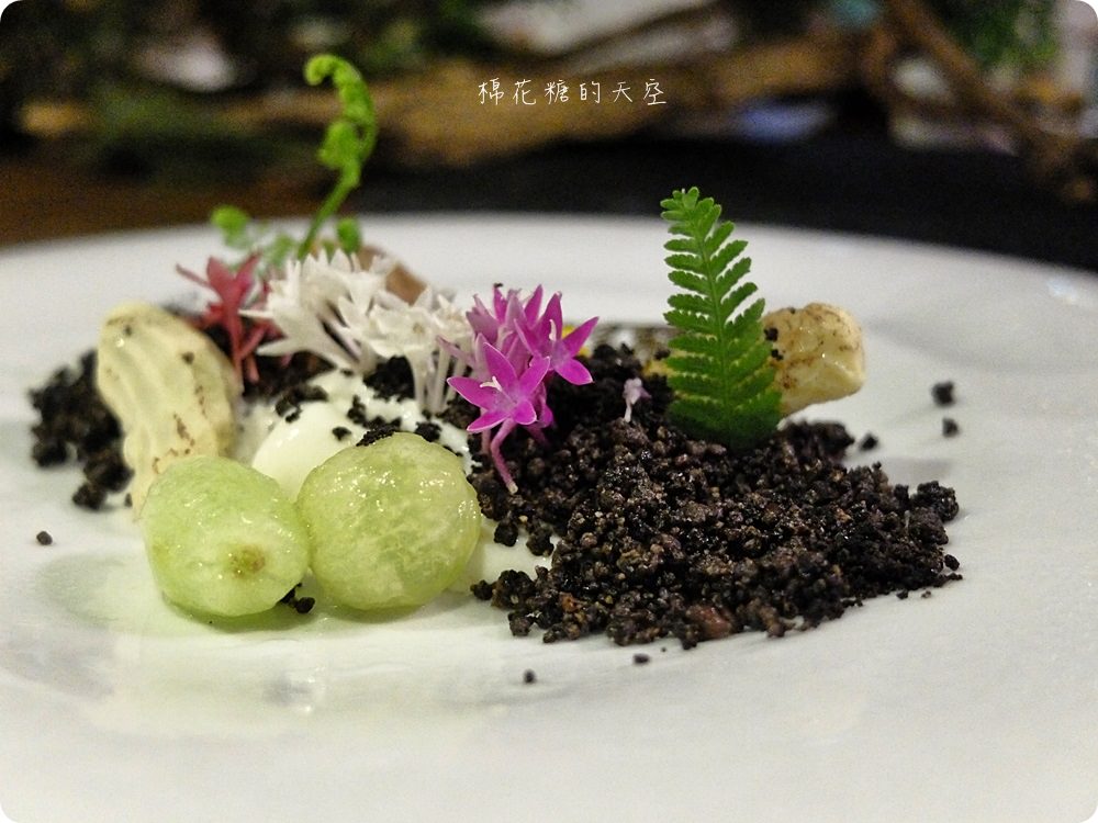 台中最新私廚-Feuille food Lab芾飲食實驗室一年只營業三個月的無菜單料理，完全顛覆料理既定規則重設你對美食的想像