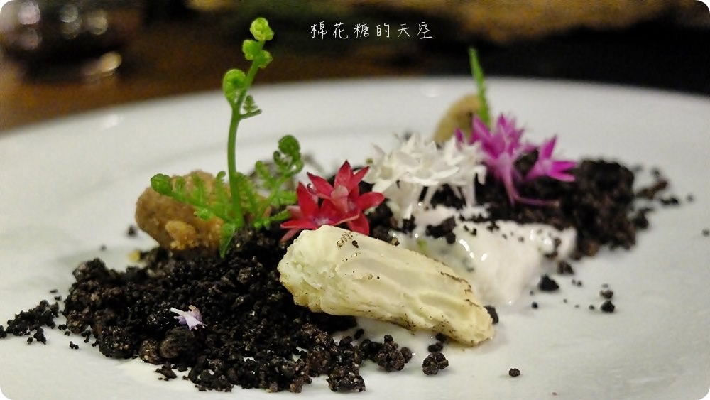 台中最新私廚-Feuille food Lab芾飲食實驗室一年只營業三個月的無菜單料理，完全顛覆料理既定規則重設你對美食的想像