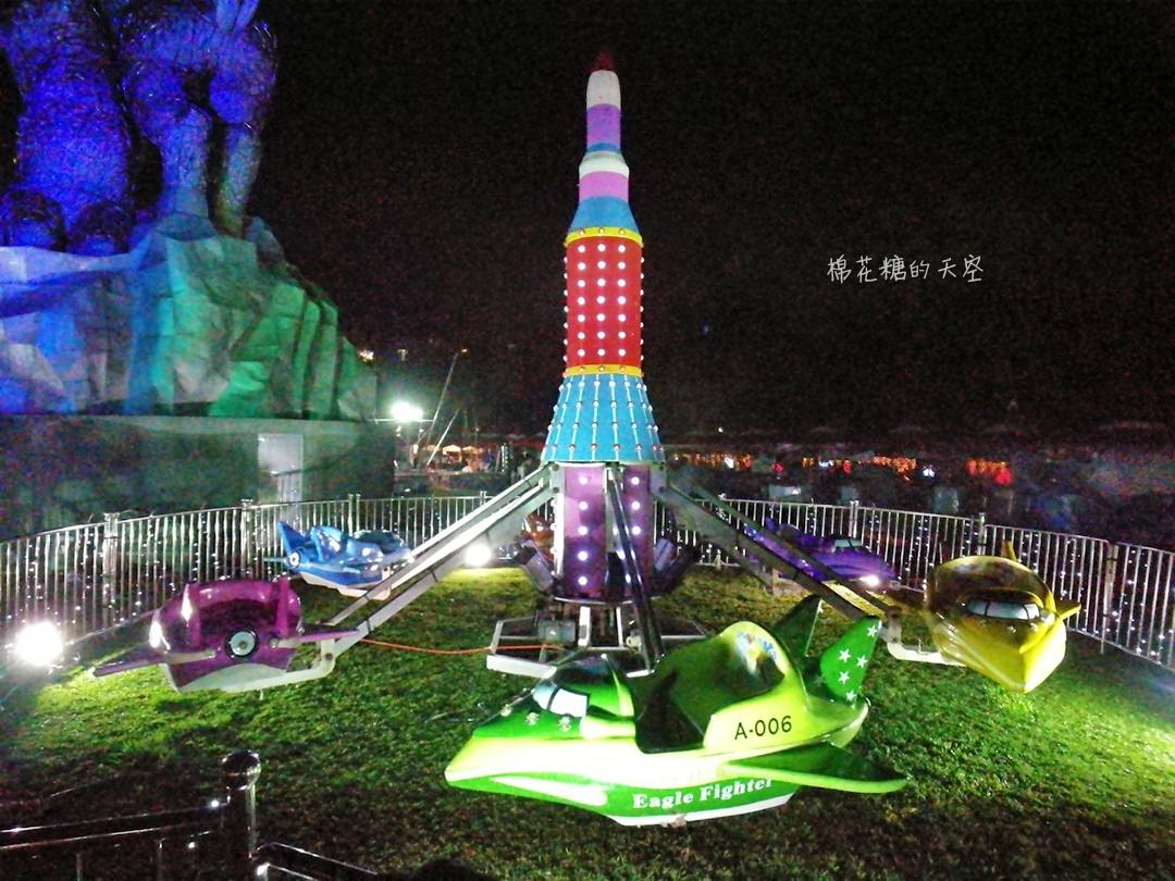 青蘋果樂園移師2018台中燈會，縮小版旋轉木馬、摩天輪超可愛！