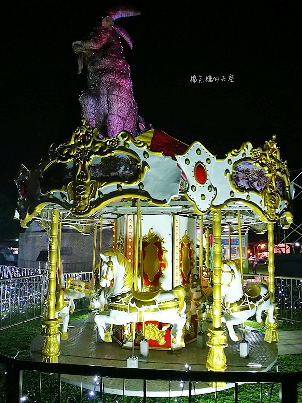青蘋果樂園移師2018台中燈會，縮小版旋轉木馬、摩天輪超可愛！