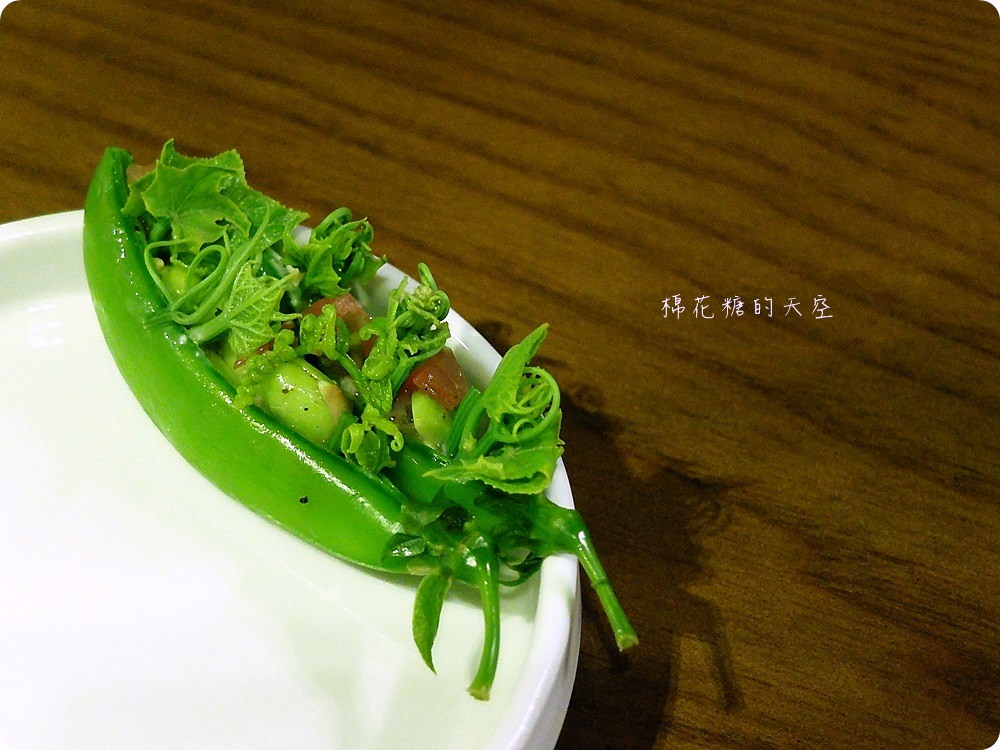 台中最新私廚-Feuille food Lab芾飲食實驗室一年只營業三個月的無菜單料理，完全顛覆料理既定規則重設你對美食的想像