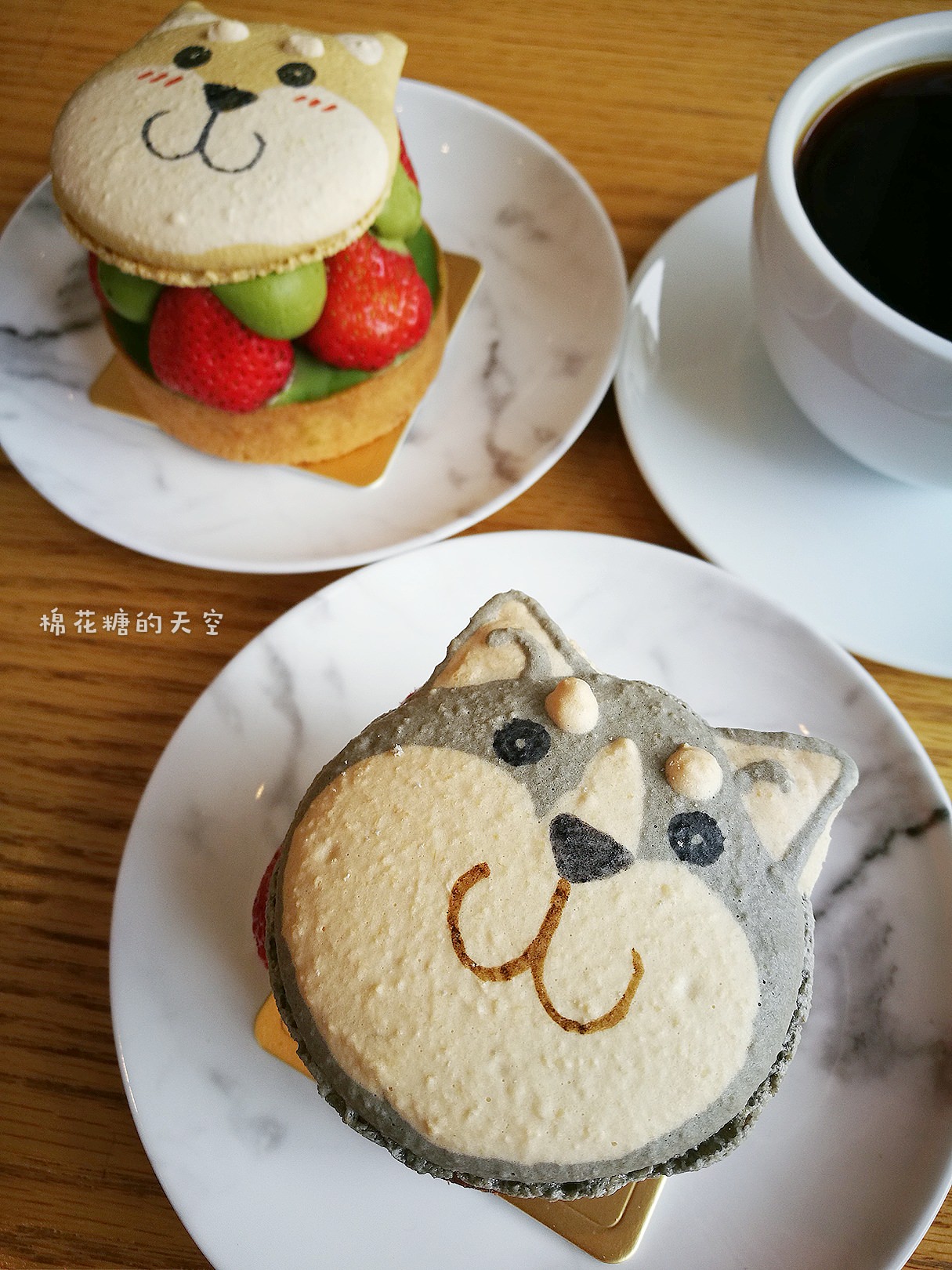 台南超萌甜點哈哈與旺柴，哈士奇、柴犬馬卡龍草莓塔期間限定記得先預約