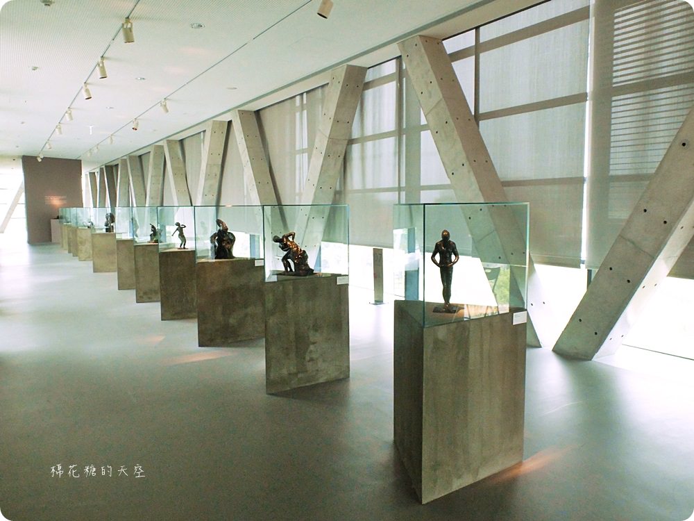 台中地標亞洲大學現代博物館、台中旅遊新亮點光復新村、台中軟體園區一日