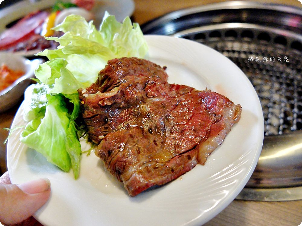 台中雲火伊比利黑豬套餐口感不輸牛肉，加購和牛牛排只要239！