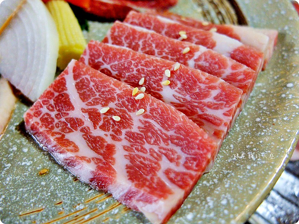 台中雲火伊比利黑豬套餐口感不輸牛肉，加購和牛牛排只要239！