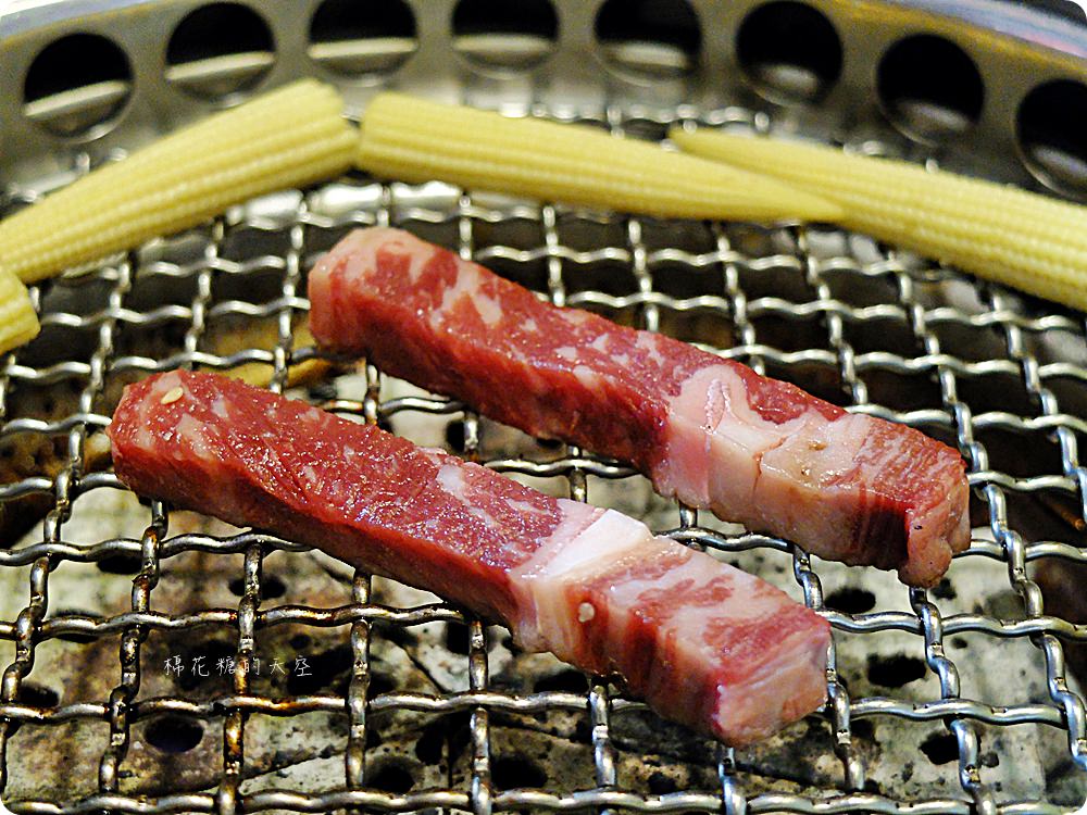 台中雲火伊比利黑豬套餐口感不輸牛肉，加購和牛牛排只要239！