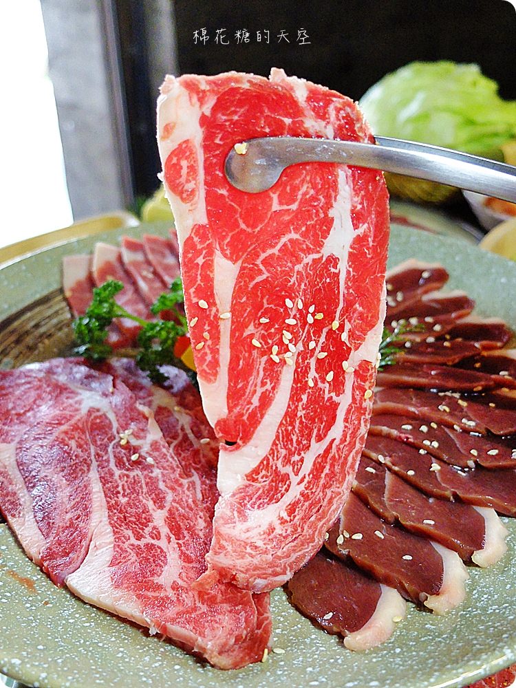 台中雲火伊比利黑豬套餐口感不輸牛肉，加購和牛牛排只要239！