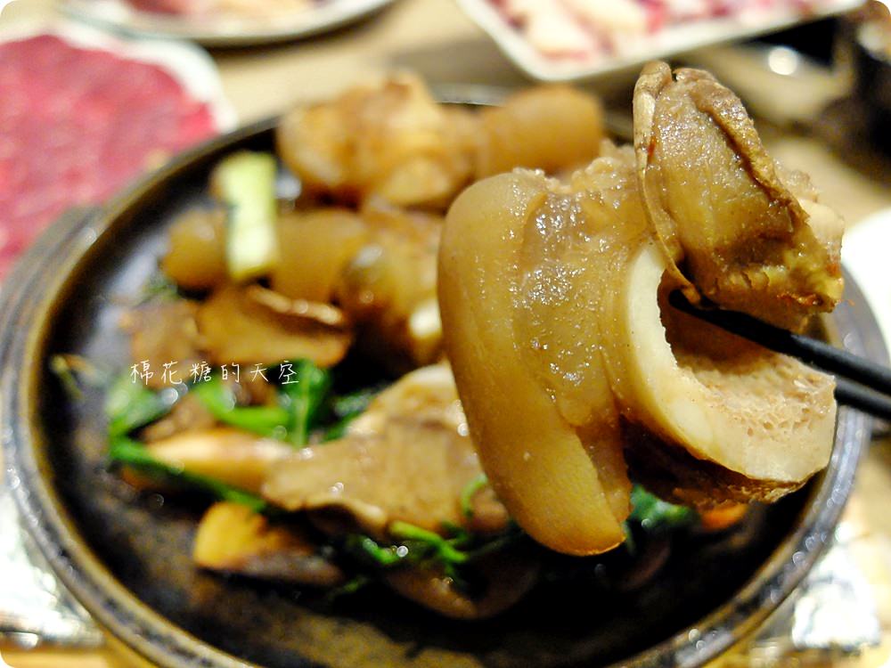 全牛料理台中就吃得到！演藝牛鍋不只溫體牛好吃，多種限量牛肉食材也必點