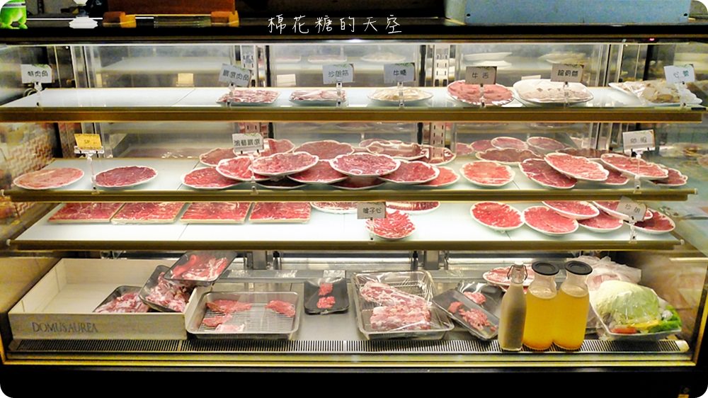 全牛料理台中就吃得到！演藝牛鍋不只溫體牛好吃，多種限量牛肉食材也必點