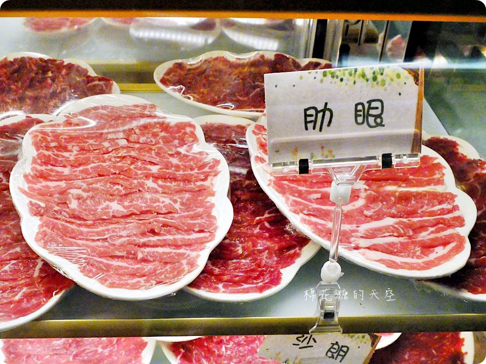 全牛料理台中就吃得到！演藝牛鍋不只溫體牛好吃，多種限量牛肉食材也必點