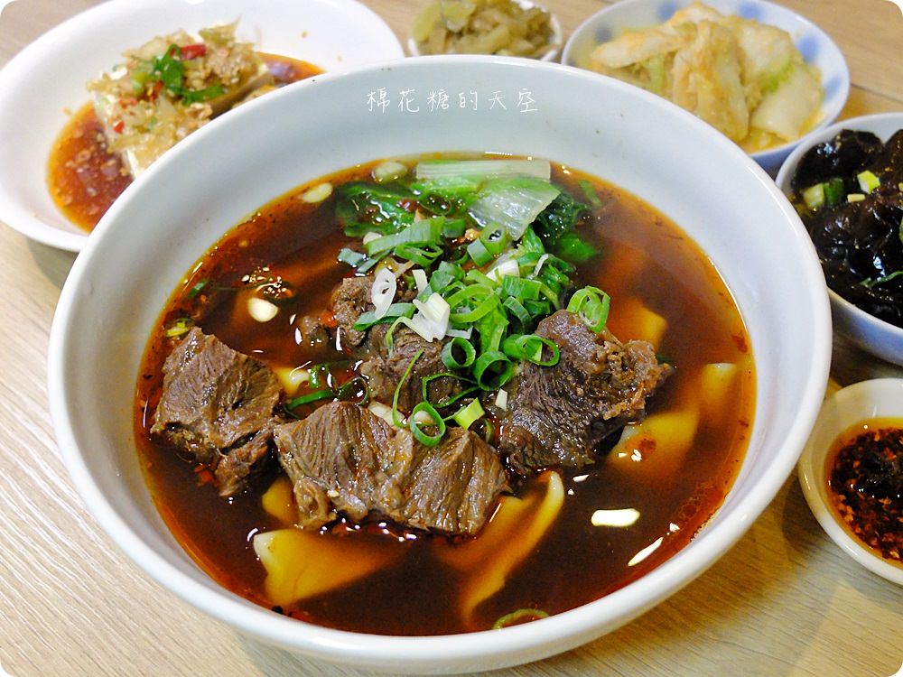 竹北巷弄美食推薦-樂川風味小麵不只牛肉麵好吃,大推香辣肥腸麵 竹北巷弄美食推薦-樂川風味小麵不只牛肉麵好吃,大推香辣肥腸麵
