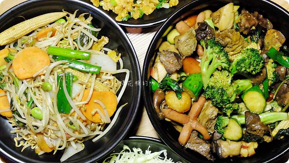 這家滷味不一樣！三杯風味超夠勁！大推鳳梨蝦球超多蝦～