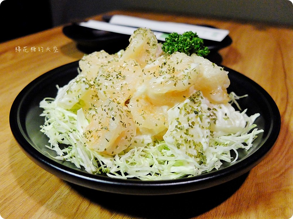 這家滷味不一樣!三杯風味超夠勁!大推鳳梨蝦球超多蝦~ 這家滷味不一樣!三杯風味超夠勁!大推鳳梨蝦球超多蝦~