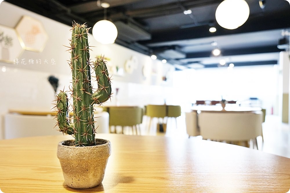 IG打卡都來一中卡諾亞!專業布景好拍餐點也好吃!大推蓋飯、焦糖布丁麻糬 IG打卡都來一中卡諾亞!專業布景好拍餐點也好吃!大推蓋飯、焦糖布丁麻糬