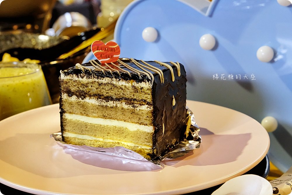 IG打卡都來一中卡諾亞!專業布景好拍餐點也好吃!大推蓋飯、焦糖布丁麻糬 IG打卡都來一中卡諾亞!專業布景好拍餐點也好吃!大推蓋飯、焦糖布丁麻糬