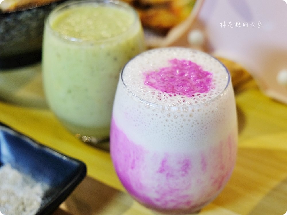 IG打卡都來一中卡諾亞!專業布景好拍餐點也好吃!大推蓋飯、焦糖布丁麻糬 IG打卡都來一中卡諾亞!專業布景好拍餐點也好吃!大推蓋飯、焦糖布丁麻糬