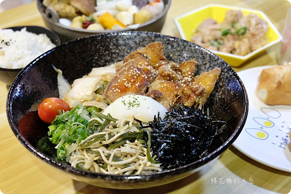 IG打卡都來一中卡諾亞!專業布景好拍餐點也好吃!大推蓋飯、焦糖布丁麻糬 IG打卡都來一中卡諾亞!專業布景好拍餐點也好吃!大推蓋飯、焦糖布丁麻糬
